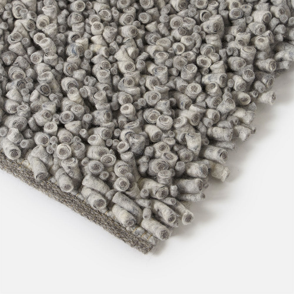 Alpine Field Wool rug in Clay