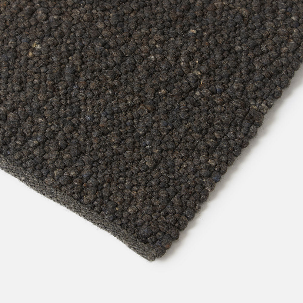 Archipelago Wool Rug in Coal