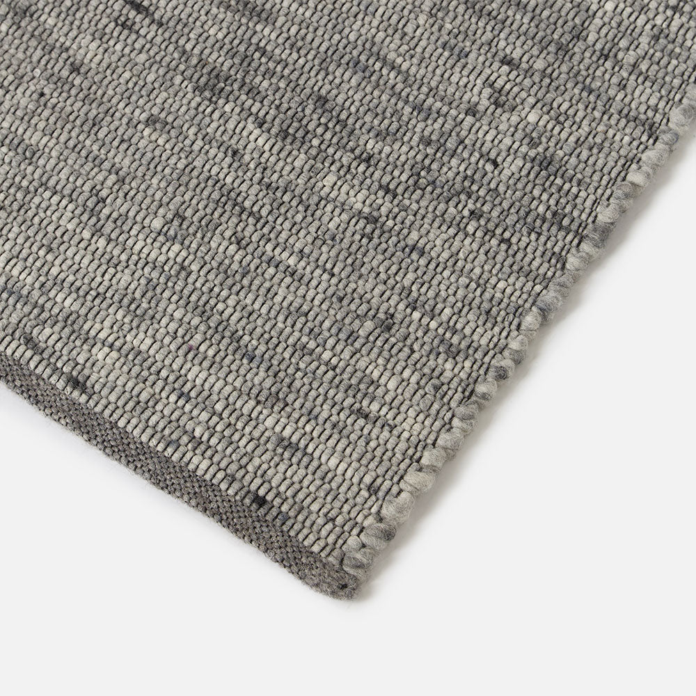 Moor Wool Rug in Silver