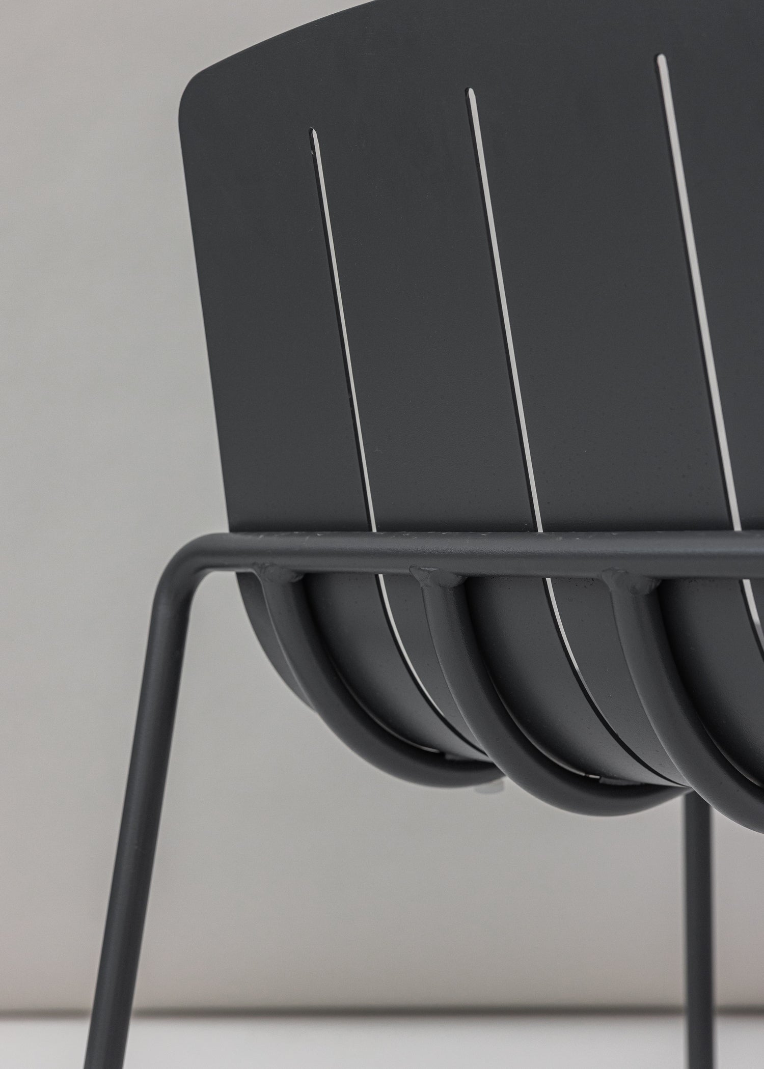 Estelle / Remy in Charcoal Set 1800 with 6 Chairs