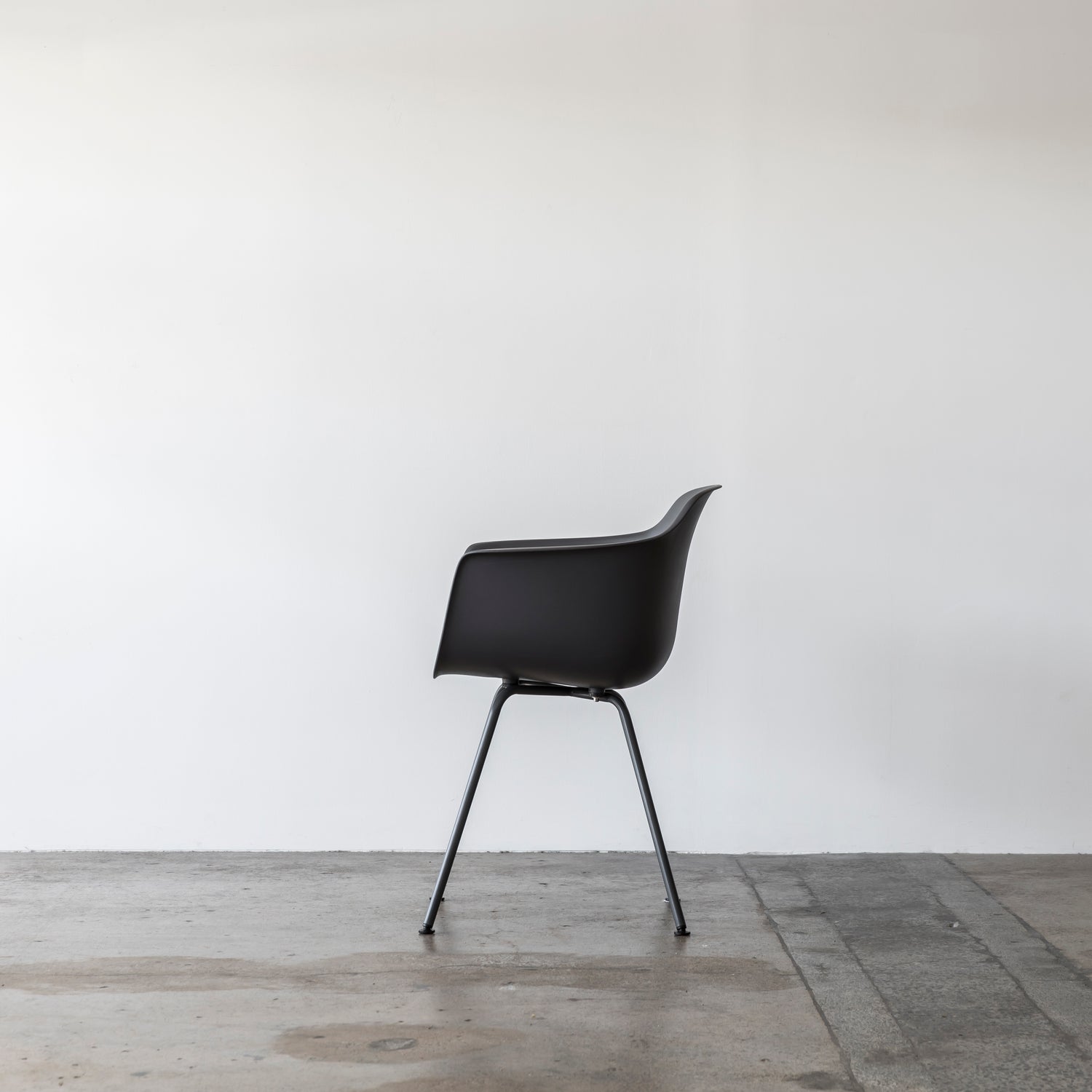 Set of 4 Suzie Chairs in Charcoal - 60% OFF RRP