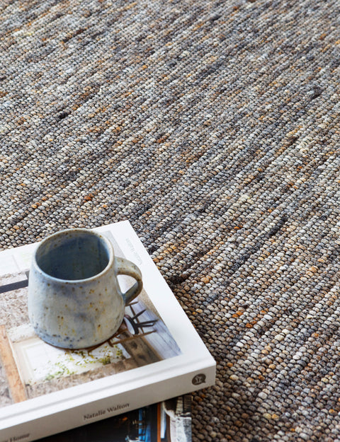 Oasis Wool Rug in Rocks